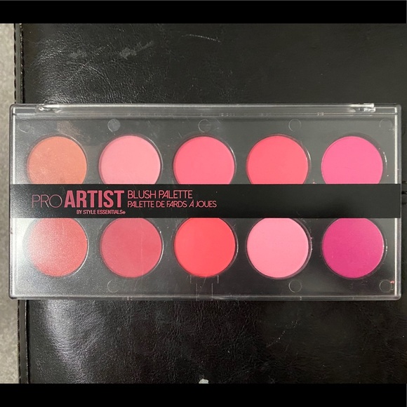 Blush palette
